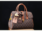 TÍTULO  Bolsa Satchel Monograma Victoria